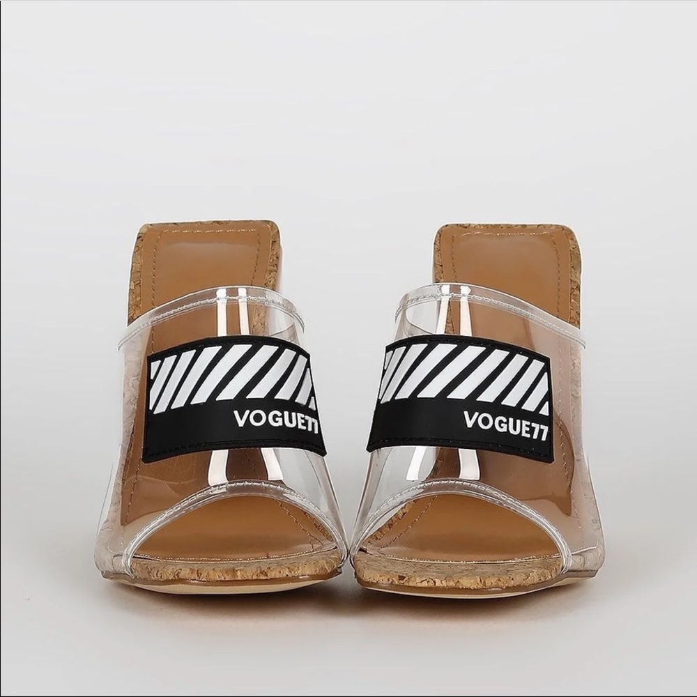 “Vouge77” clear strap sandal